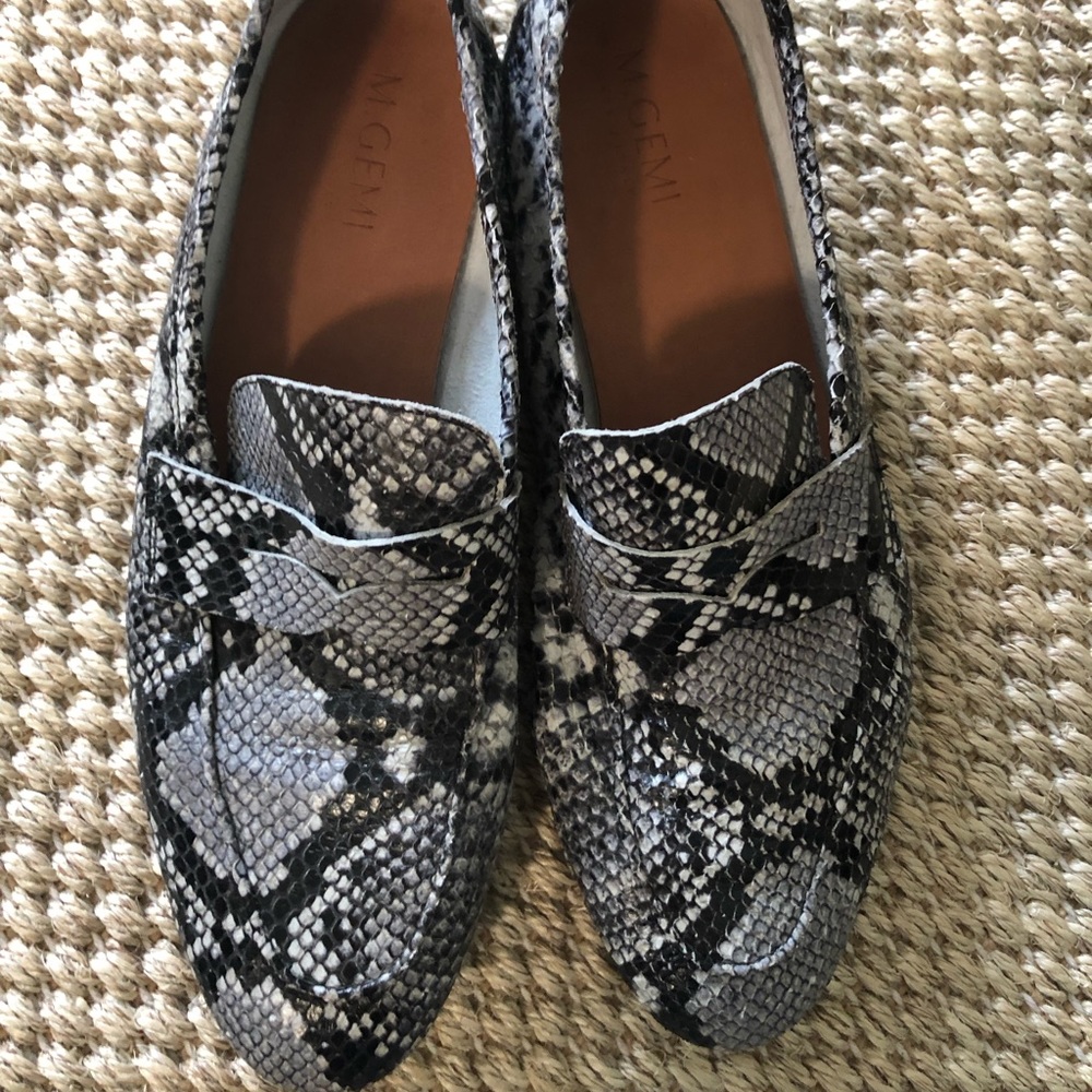 M.GEMI The Sacca Donna Pewter Leather Loafers size 39
